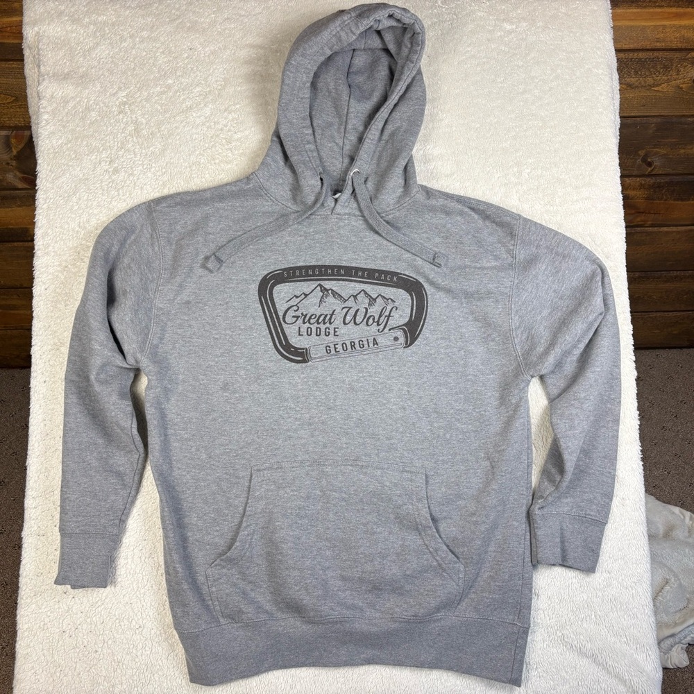 Gray Great Wolf Lodge Women's Hoodie Large Sweatshirt